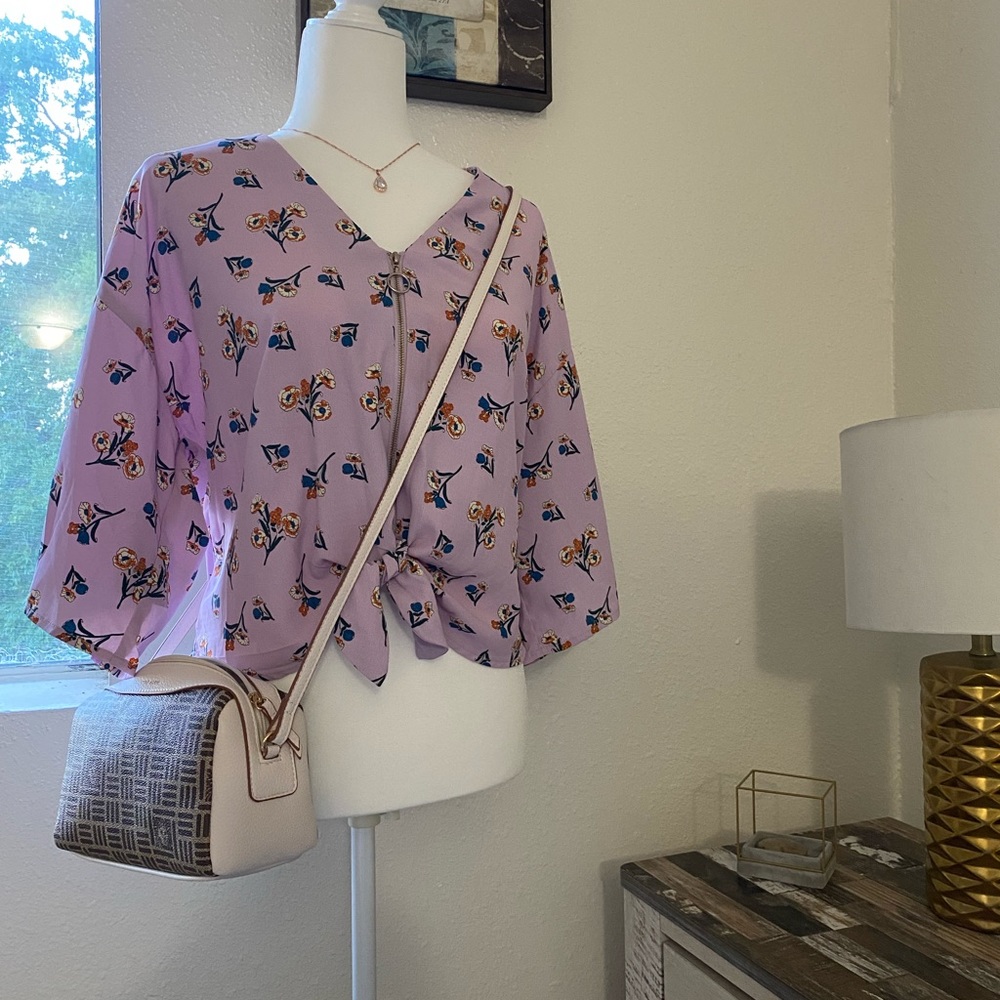 Women blouse